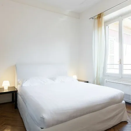Апартаменты Easyhomes - San Babila Monforte *