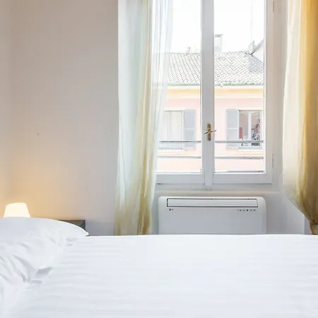 Easyhomes - San Babila Monforte Διαμέρισμα *
